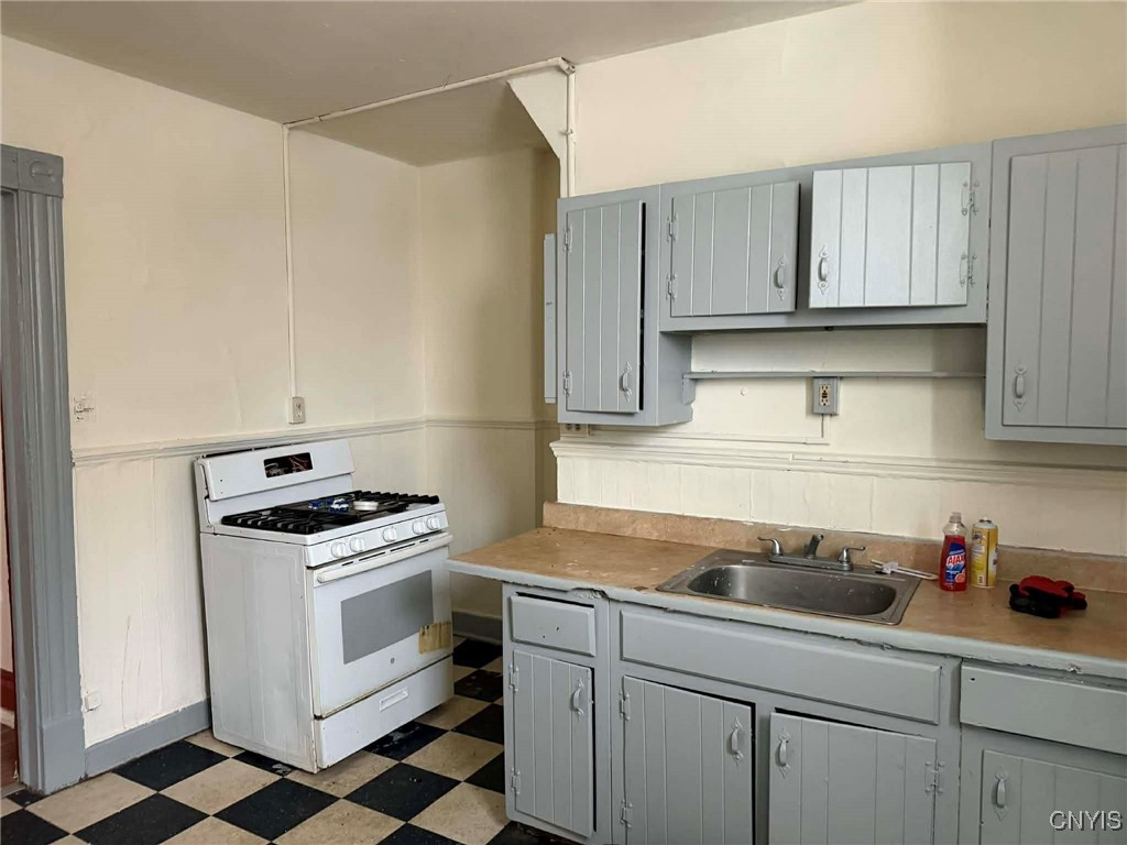 1412 Kemble Street Utica, NY 13501 - Photo 9 of 17