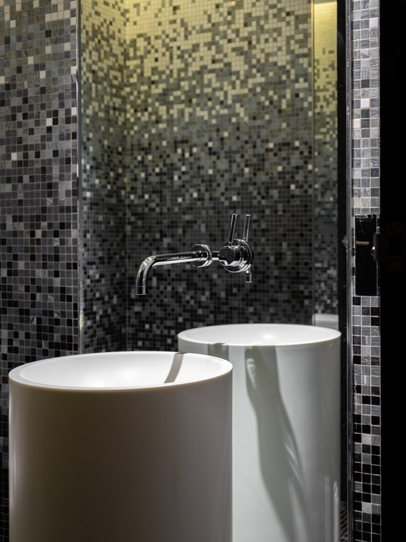 110 Stuart Street, Unit PH04 Boston, MA 02116 - Photo 22 of 36 a close view of sink