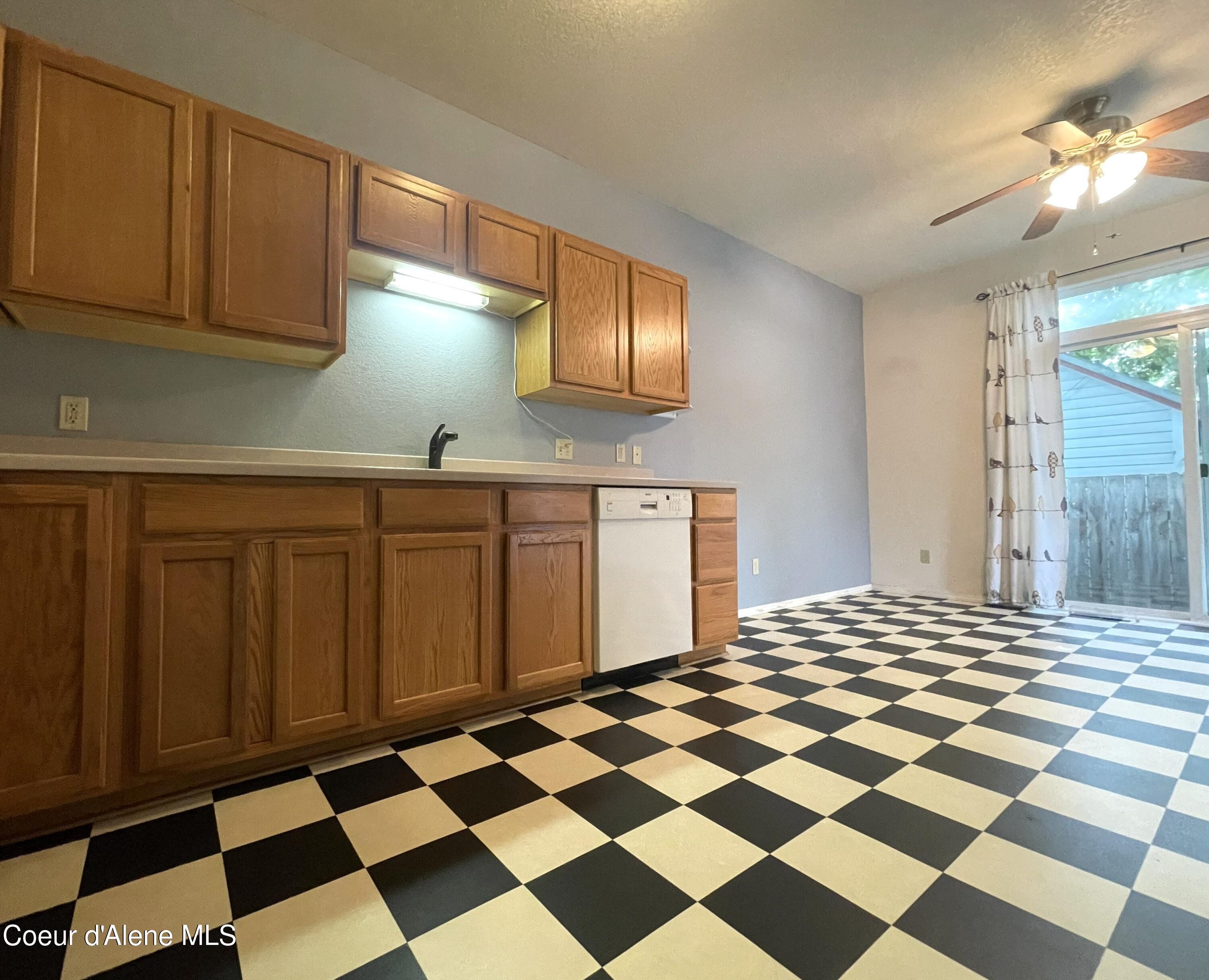 1201 Spruce Street Sandpoint, ID 83864 - Photo 10 of 47 Spacious Kitchen