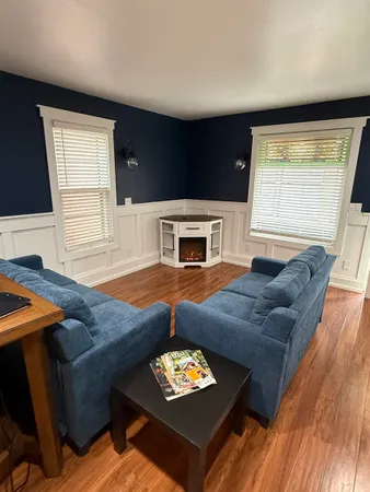 $1,100 | 328 Franklin Street, Galena, IL 61036