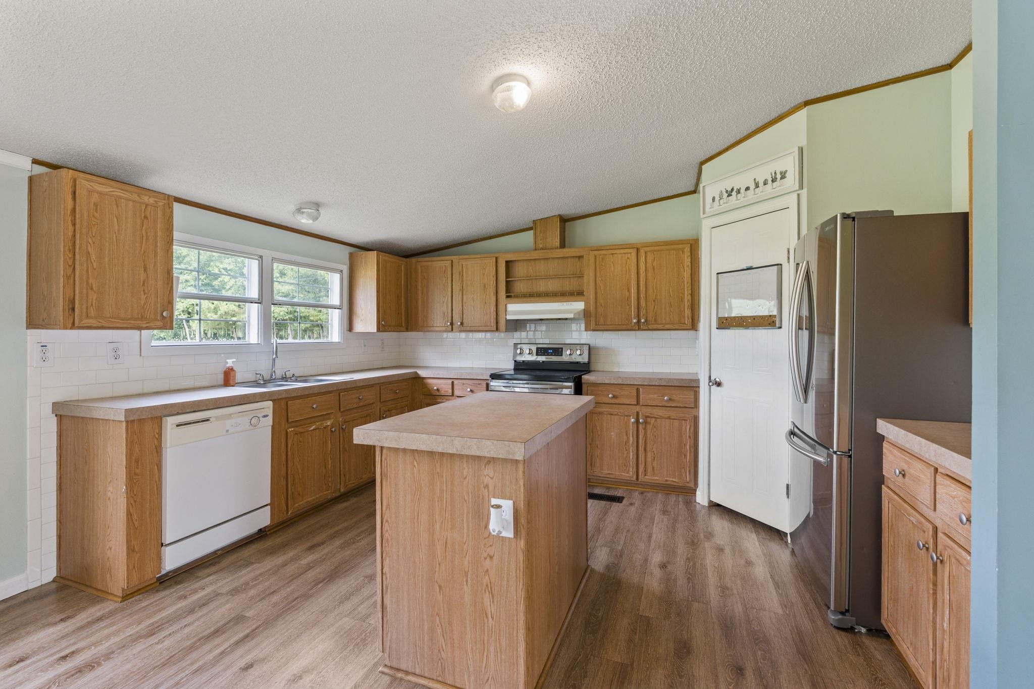 524 Alton Road Conway, SC 29526 - Photo 6 of 53 Gallery Image 6