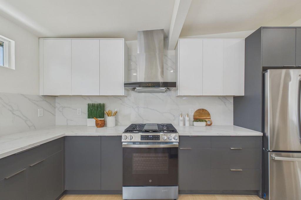 5667 Greenridge Road Castro Valley, CA 94552 - Photo 13 of 37 Gallery Image 13