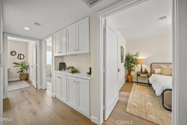 $4,800 | 511 South El Molino Avenue, Unit 17, Pasadena, CA 91101