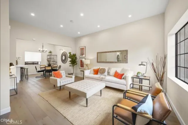 $4,800 | 511 South El Molino Avenue, Unit 17, Pasadena, CA 91101