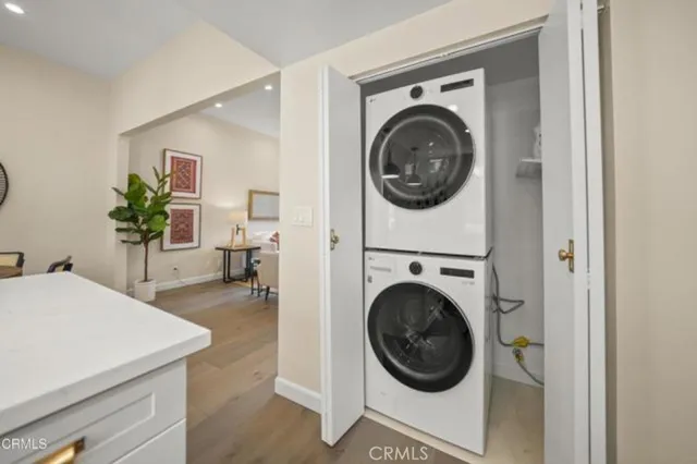 $4,800 | 511 South El Molino Avenue, Unit 17, Pasadena, CA 91101