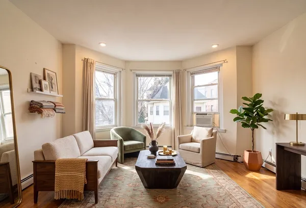 $4,500 | 25 Chester Street, Unit 4, Boston, MA 02134