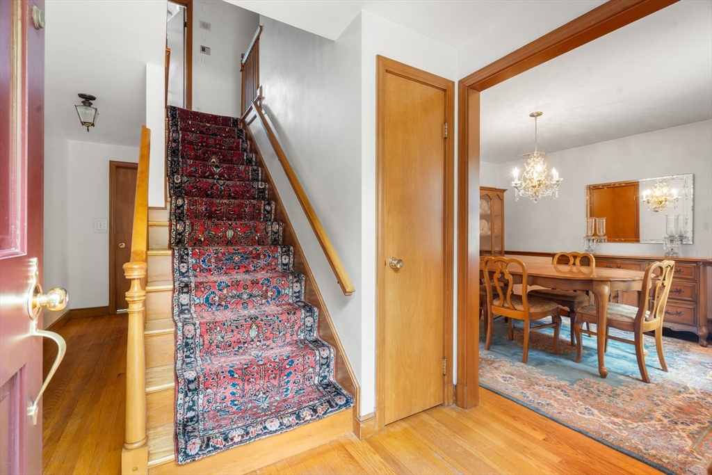 40 Cape Cod Lane Milton, MA 02186 - Photo 2 of 22