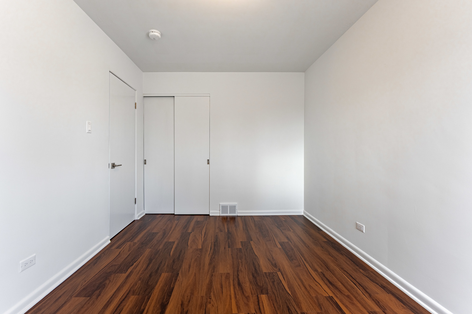 4313 Elm Avenue Lyons, IL 60534 - Photo 13 of 34 a view of a room with wooden floor
