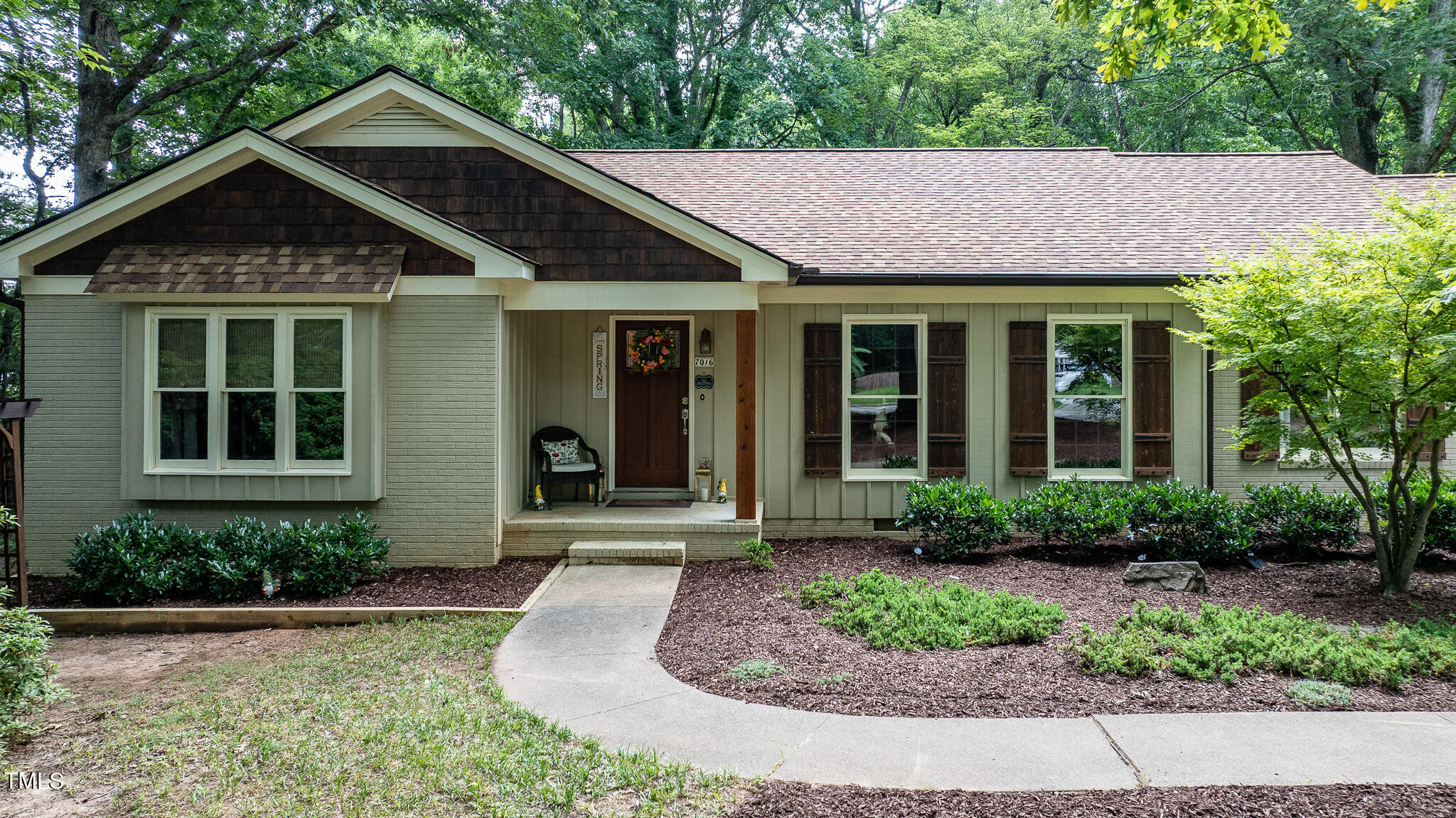 7016 Valley Drive Raleigh, NC 27612 - Photo 1 of 42 7016-Front