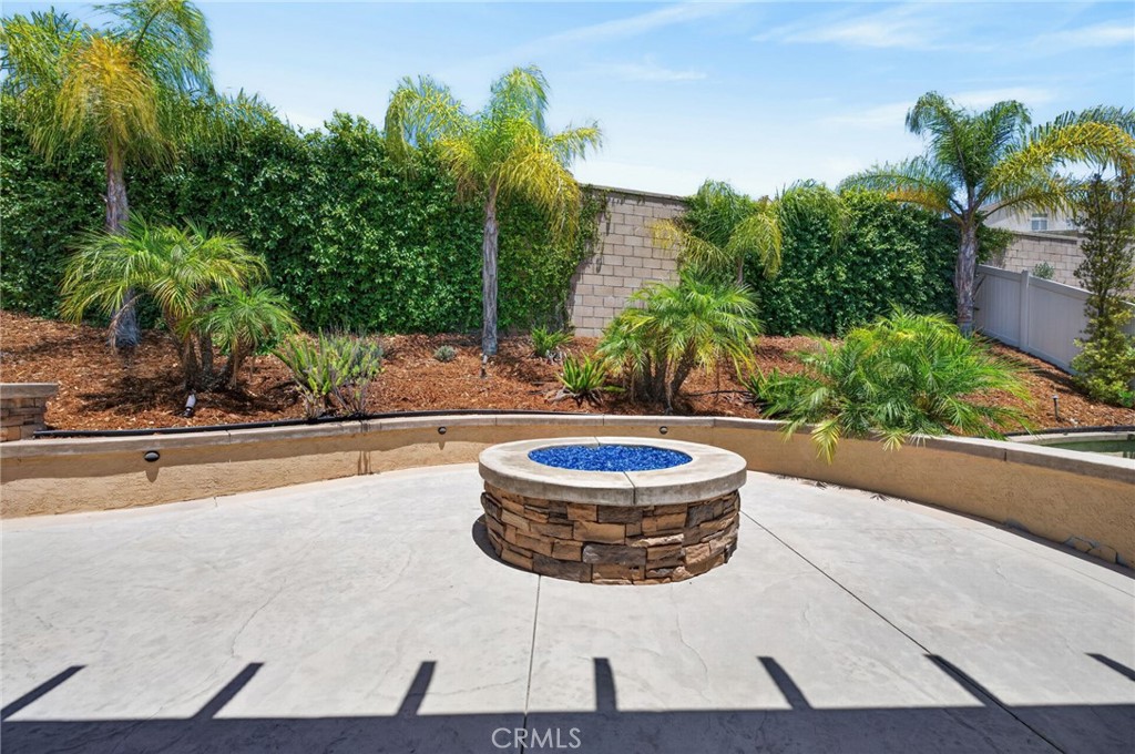 33320 Kilroy Road Temecula, CA 92592 - Photo 62 of 75 Fire Pit