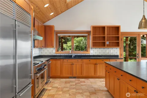 $4,285,000 | 398 Hannah Road, Friday Harbor, WA 98250