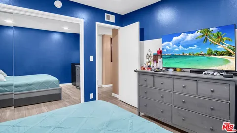 $489,900 | 13567 Valerio Street, Unit C, Van Nuys, CA 91405