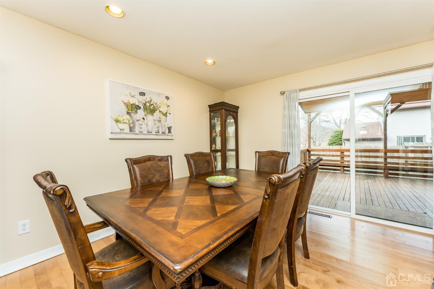 14 Overton Road East Windsor, NJ 08520 - Photo 8 of 39 Gallery Image 8