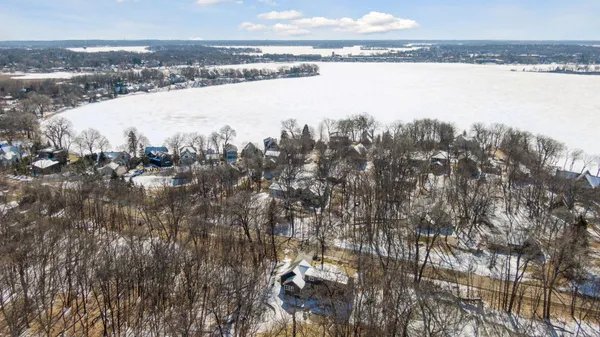 $1,000,000 | 4109 North Shore Drive, Orono, MN 55364