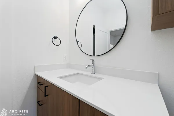 $2,700 | 4523 22nd Place, Lubbock, TX 79407