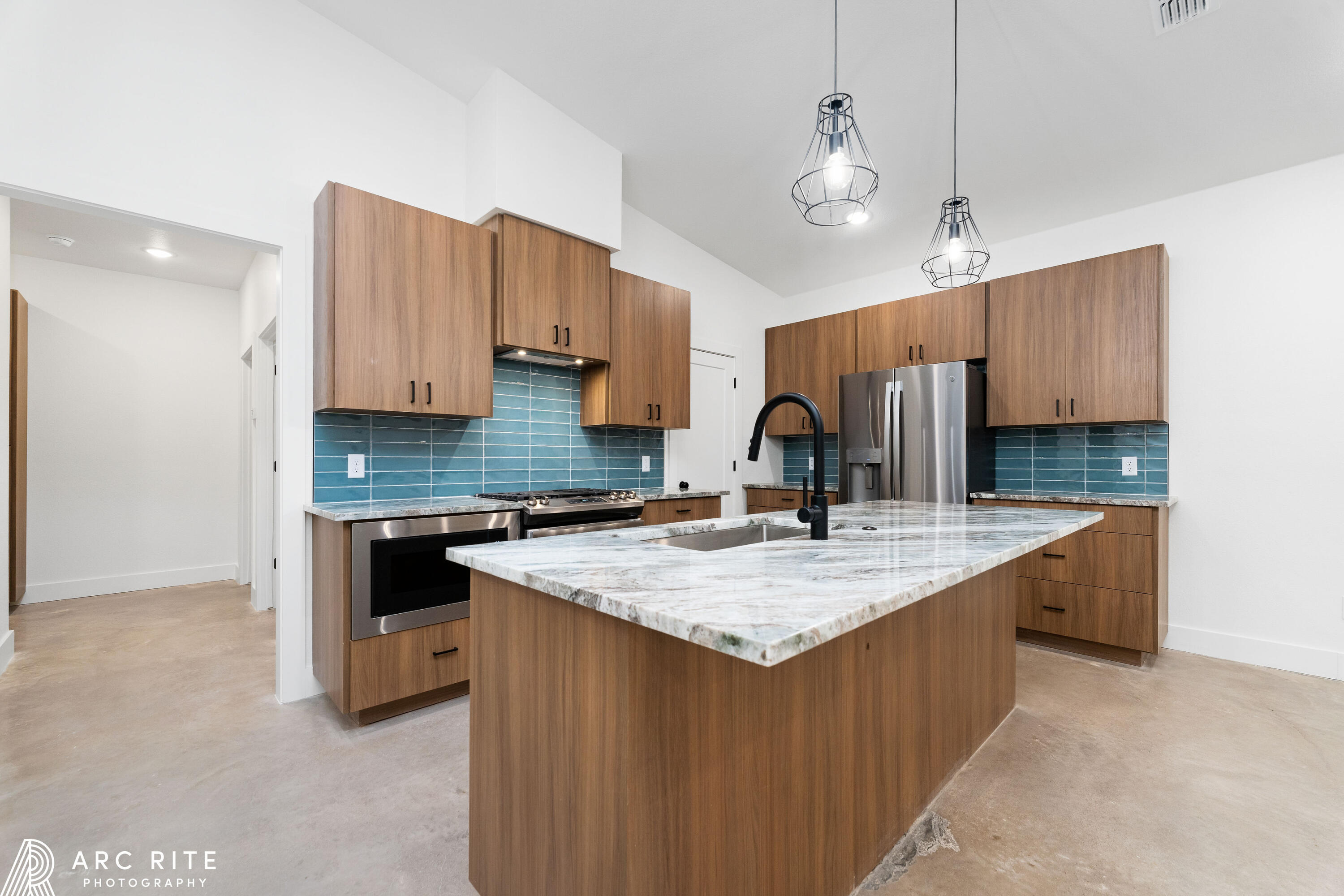 4523 22nd Place Lubbock, TX 79407 - Photo 8 of 29 452322ndPl-25