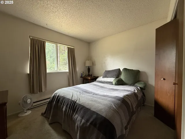 $949,900 | 17144 Parkview Drive, Brookings, OR 97415