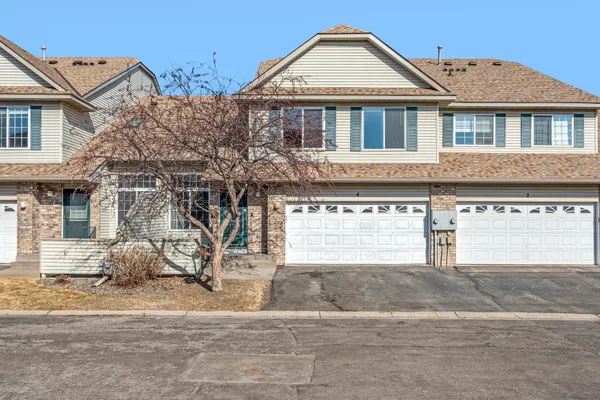 $239,900 | 14210 Xenon Street Northwest, Unit 4NW, Ramsey, MN 55303