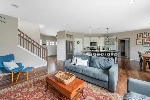$699,999 | 334 Basilica Parkway, Verona, WI 53593