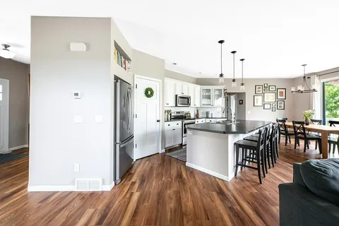 $699,999 | 334 Basilica Parkway, Verona, WI 53593