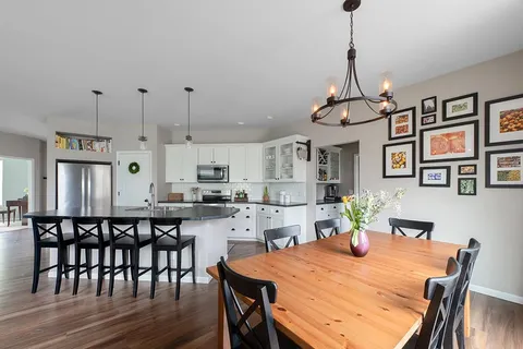 $699,999 | 334 Basilica Parkway, Verona, WI 53593