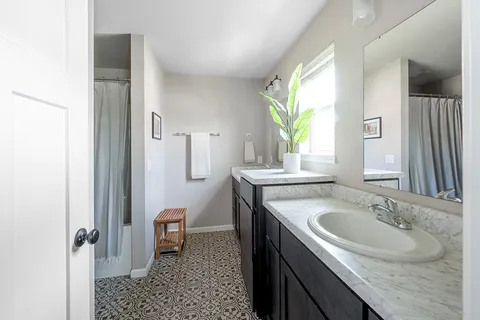 $699,999 | 334 Basilica Parkway, Verona, WI 53593
