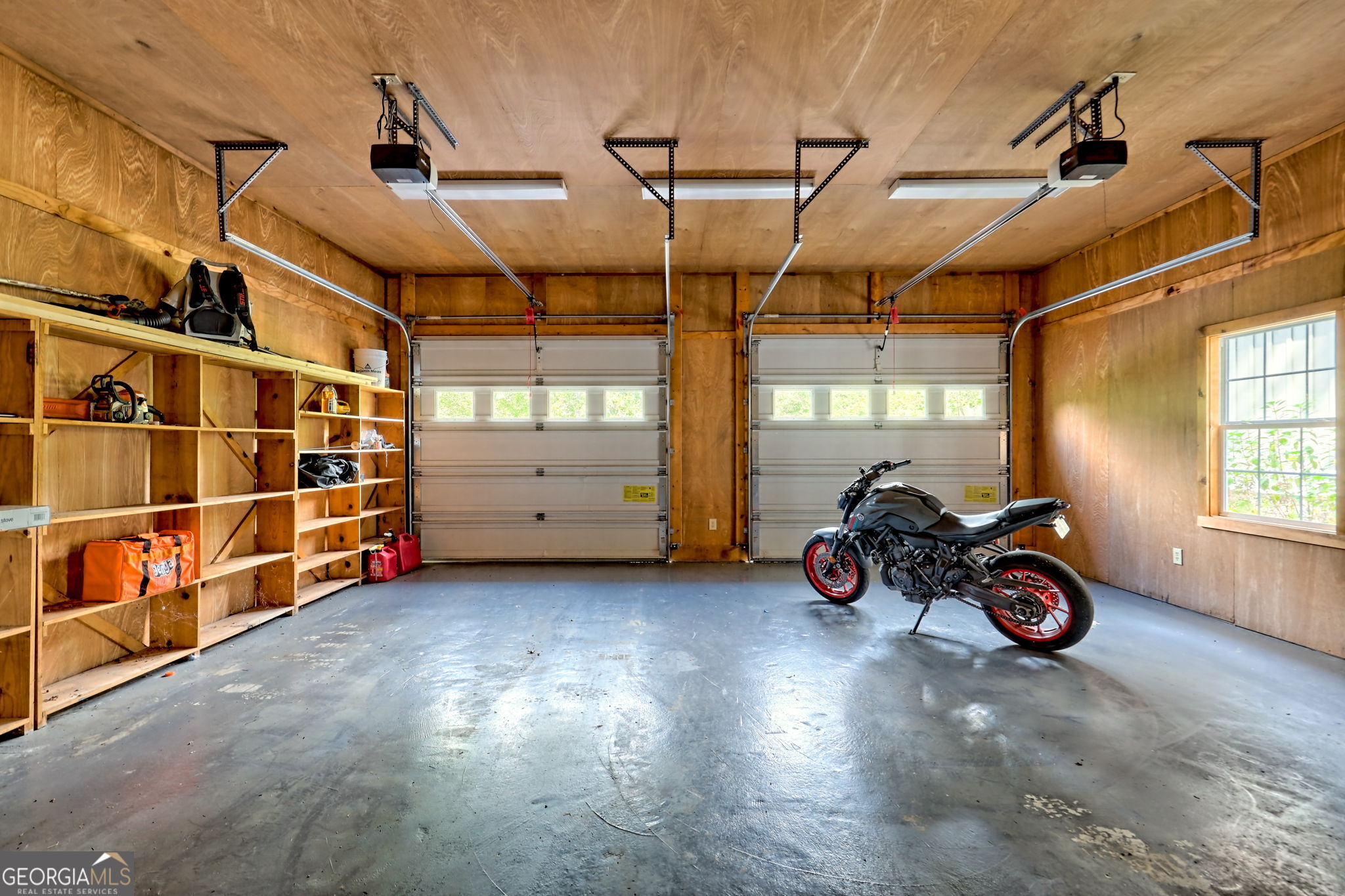 571 Ledford Road Dillard, GA 30537 - Photo 67 of 78 a view of a garage with window