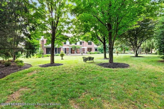 $25,000 | 18 Sheraton Lane, Rumson, NJ 07760