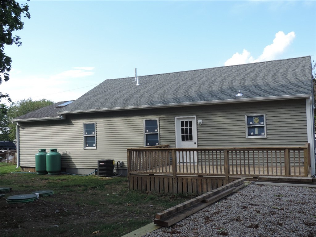 44 Anson Road Portsmouth, RI 02871 - Photo 2 of 3 Gallery Image 2