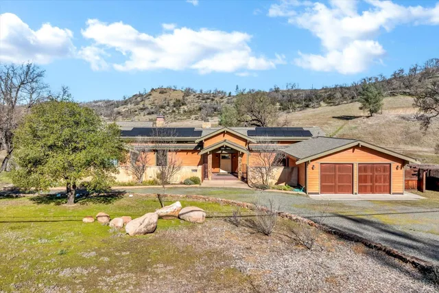 $870,000 | 1900 Stagecoach Canyon Road, Pope Valley, CA 94567