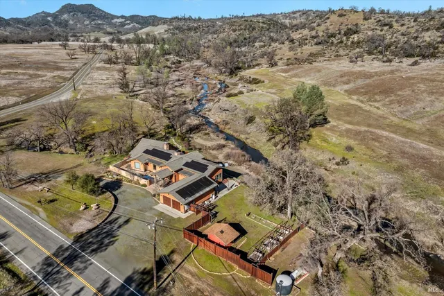$975,000 | 1900 Stagecoach Canyon Road, Pope Valley, CA 94567
