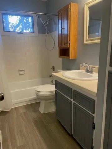 $2,100 | 873 Mccarty Street Northwest, Grand Rapids, MI 49544