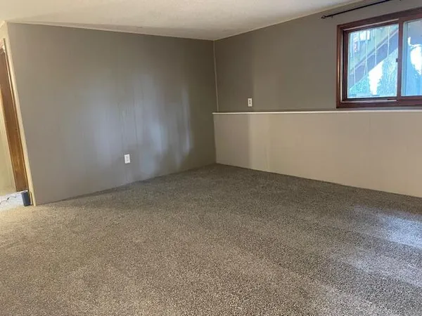 $2,100 | 873 Mccarty Street Northwest, Grand Rapids, MI 49544