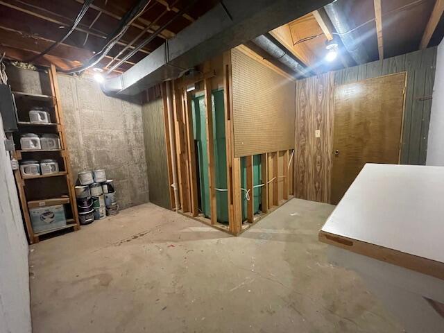 873 Mccarty Street Northwest Grand Rapids, MI 49544 - Photo 22 of 23 IMG_6544