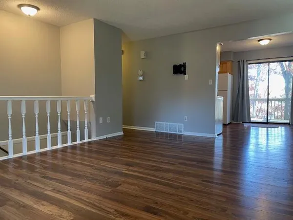 $2,100 | 873 Mccarty Street Northwest, Grand Rapids, MI 49544