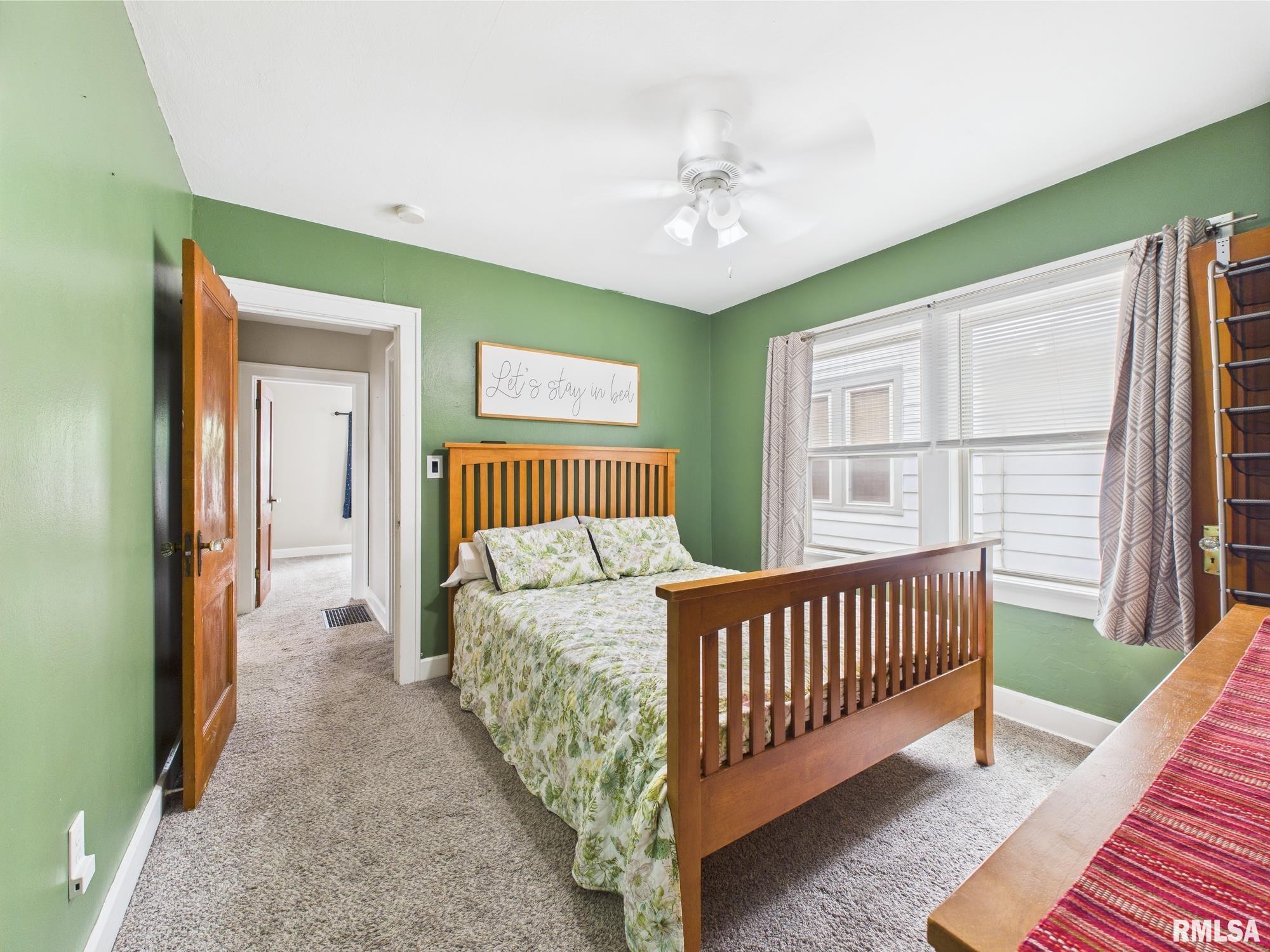 2417 Yale Boulevard Springfield, IL 62703 - Photo 12 of 19