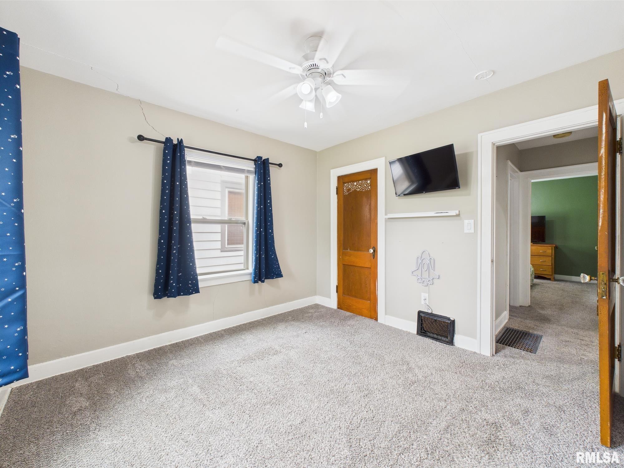 2417 Yale Boulevard Springfield, IL 62703 - Photo 16 of 19