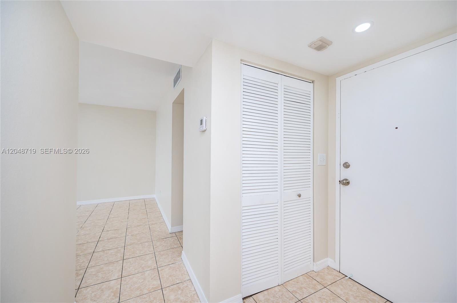 7705 Southwest 86th Street, Unit B114 Miami, FL 33143 - Photo 18 of 34