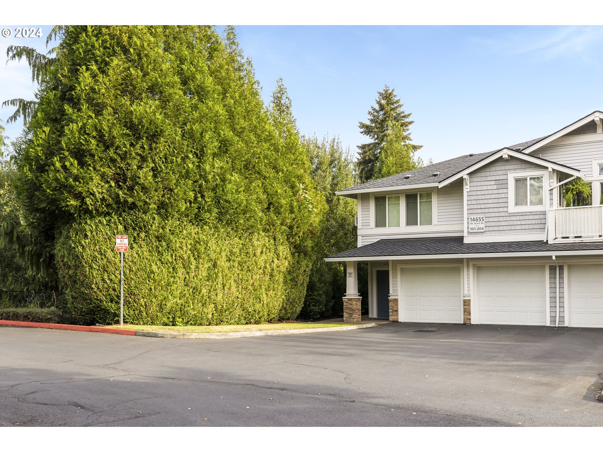 14655 Southwest Beard Road, Unit 201 Beaverton, OR 97007 - Photo 36 of 40