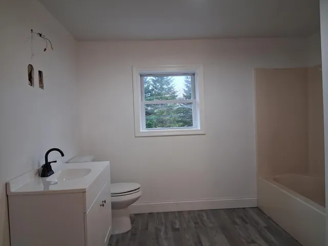 $379,000 | 17 Dickey Lane, Bowdoin, ME 04287