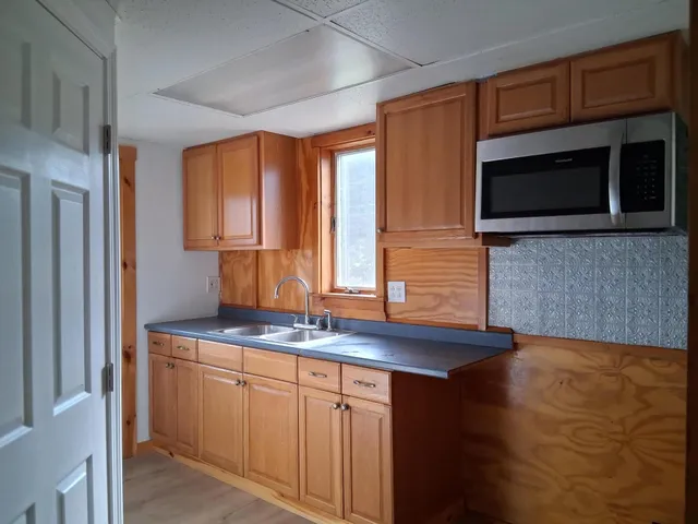 $379,000 | 17 Dickey Lane, Bowdoin, ME 04287