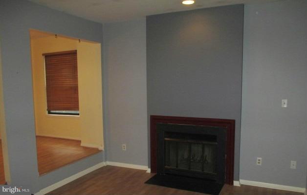 6314 Red Haven Road Columbia, MD 21045 - Photo 6 of 19 Living Room