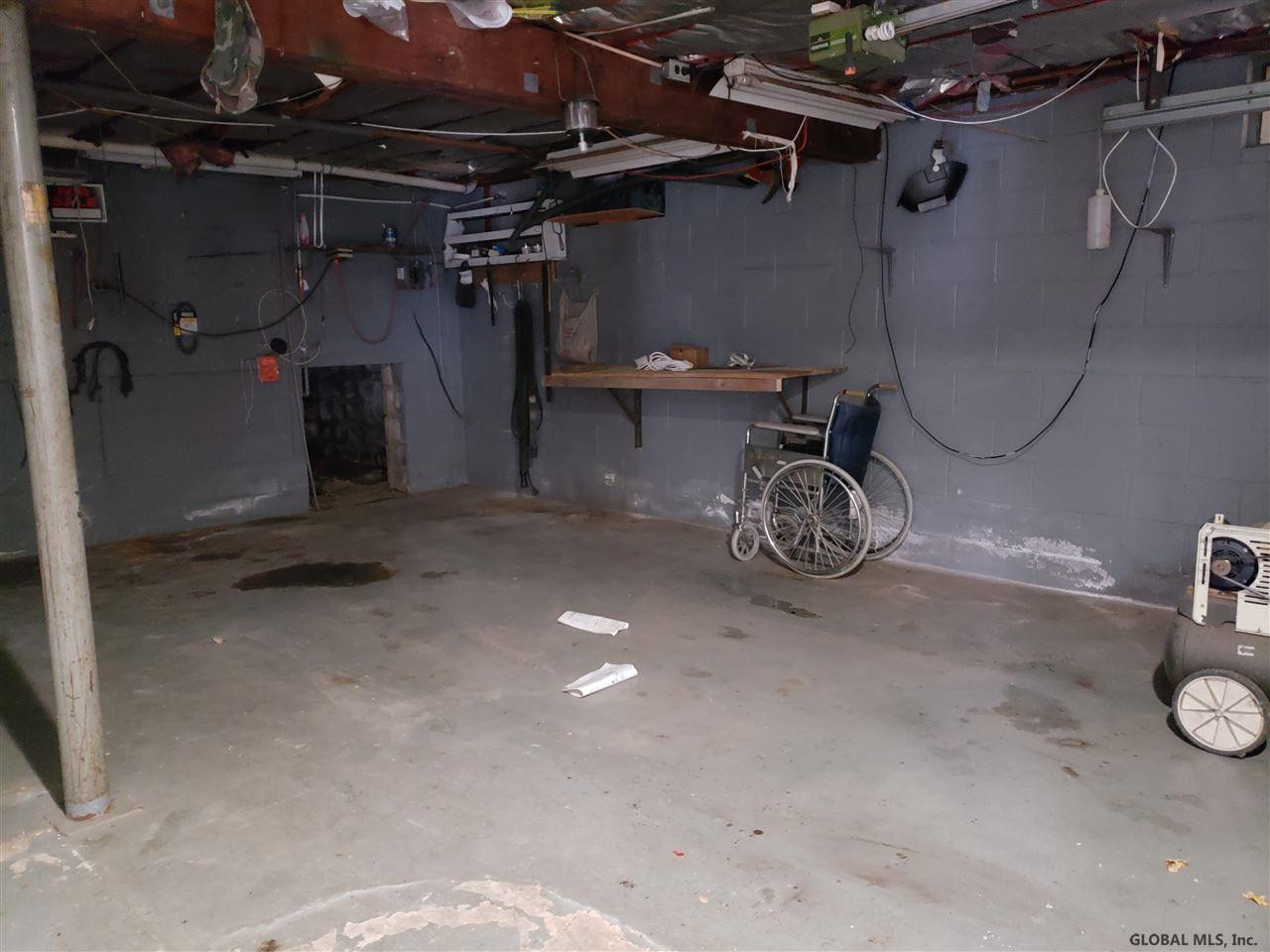 111 Eastover Road Troy, NY 12182 - Photo 12 of 14 Photo 12