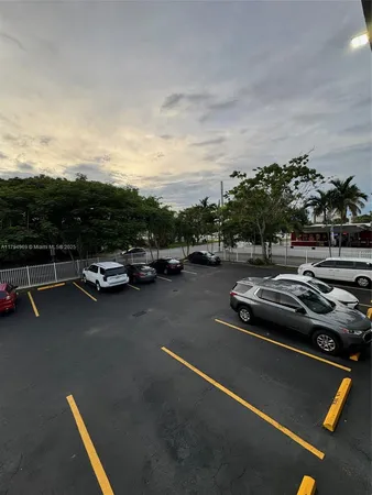 a view of a yard with street