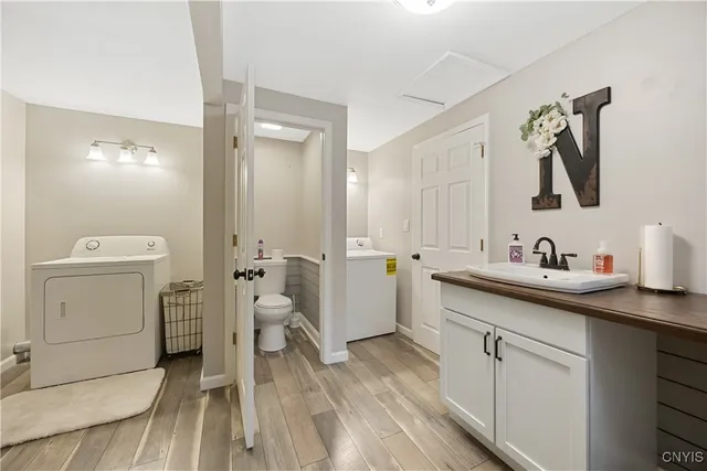 $289,000 | 669 Idlewood Boulevard North, Van Buren, NY 13027