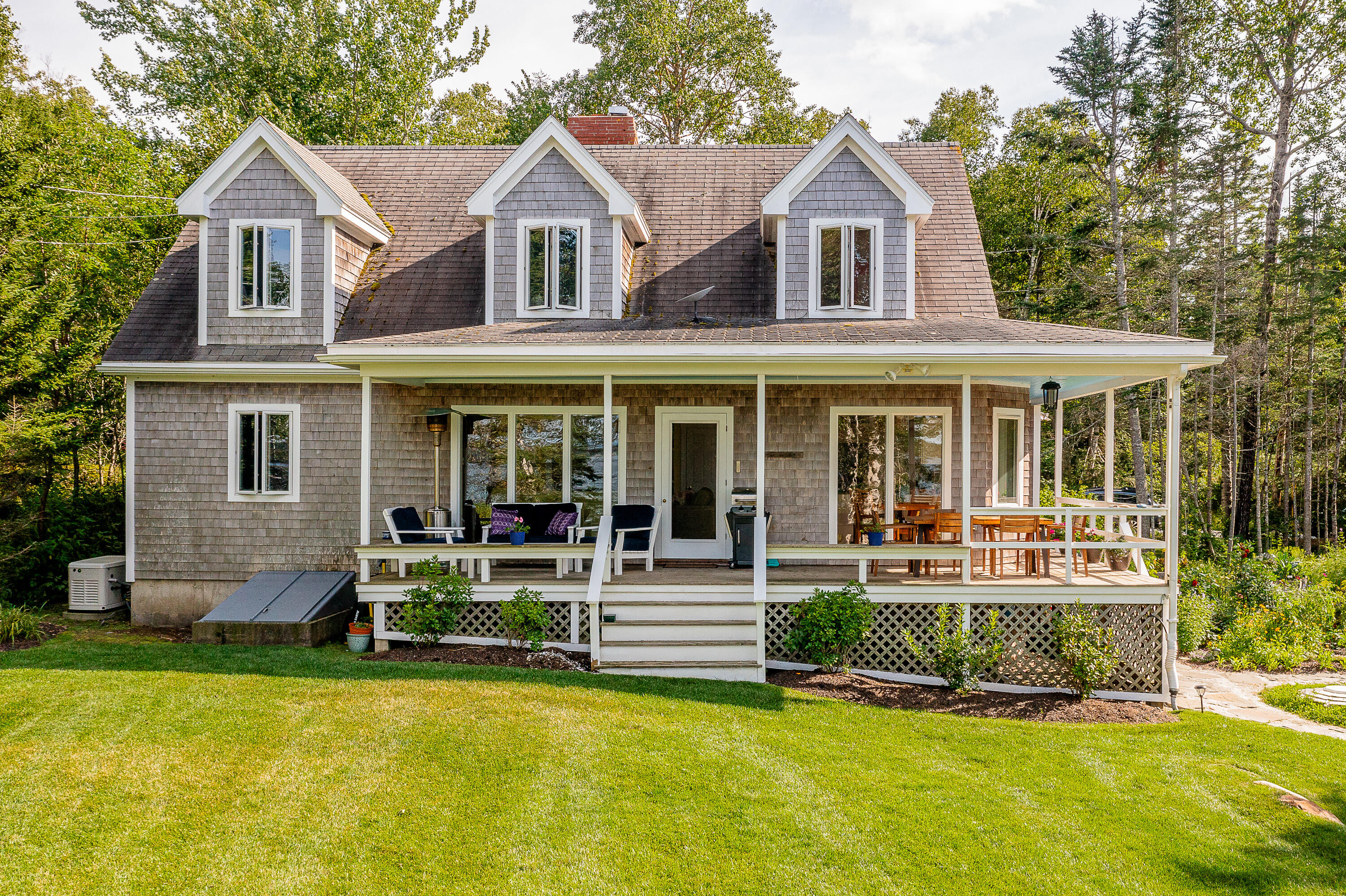 173 Otis Point Road Tenants Harbor, ME 04860 - Photo 20 of 40 12_173OtisPoint_S_print