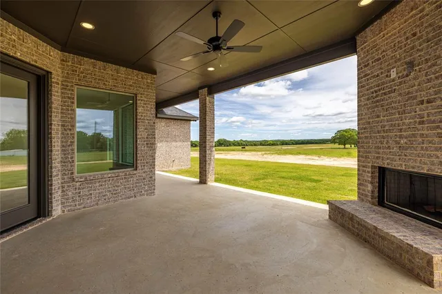 $599,900 | 104 Prairie Winds Drive, Poolville, TX 76487