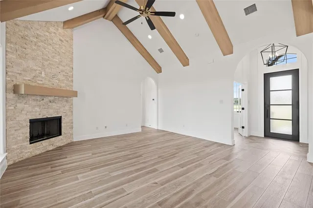 $599,900 | 104 Prairie Winds Drive, Poolville, TX 76487