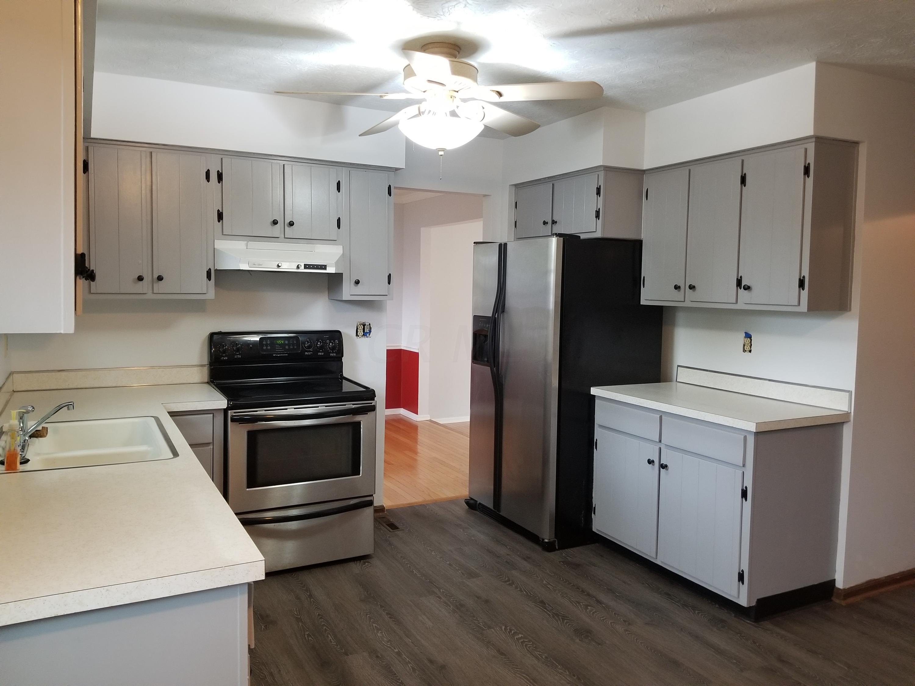 1915 Fairhaven Road Columbus, OH 43229 - Photo 7 of 28 Gallery Image 7