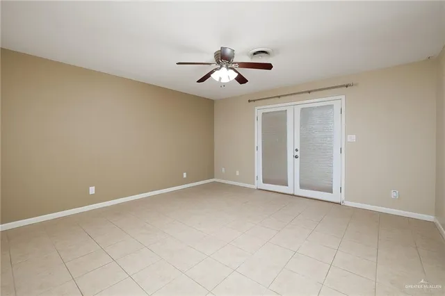 $1,350 | 415 South Westgate Drive, Unit 22, Weslaco, TX 78596